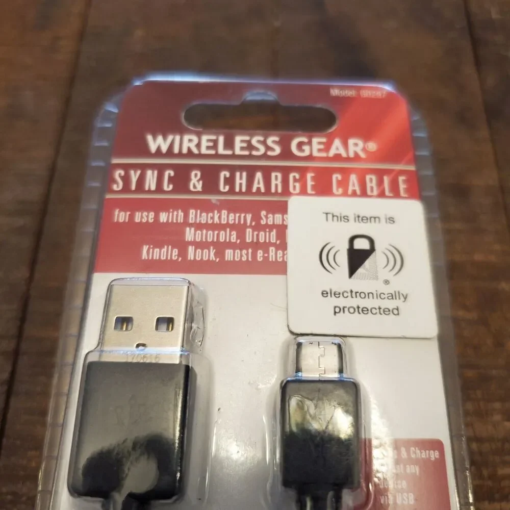 Wireless Gear 10 FT Sync & Charge Cable USB-C Devices Adult New Black Electronic